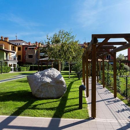 Appartamento Essenza Sirmione Bagian luar foto