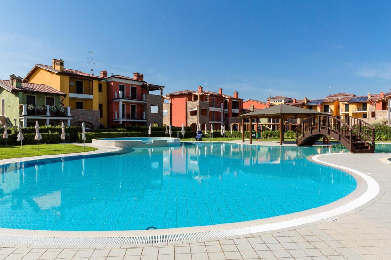 Appartamento Essenza Sirmione Bagian luar foto
